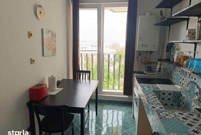 Apartament cu 2 camere semidecomandat în Ștefăneștii de Jos