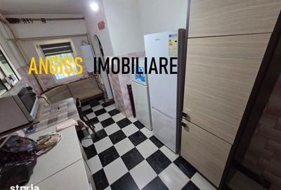 Apartament cu 3 camere decomandat în Babadag - 2