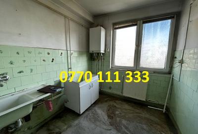 Apartament 3 camere confort 1 semidecomandat, Independentei - 1