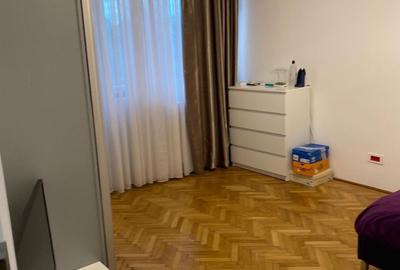 Apartament cu 2 camere decomandat în Calea București - 5