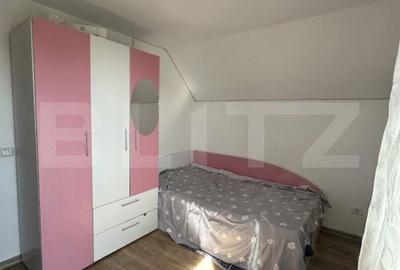 Casă cu 5 camere cu Teren 700 Mp în Ronaț