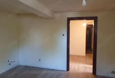 Spațiu comercial, de 80 mp, în Ultracentral - 2