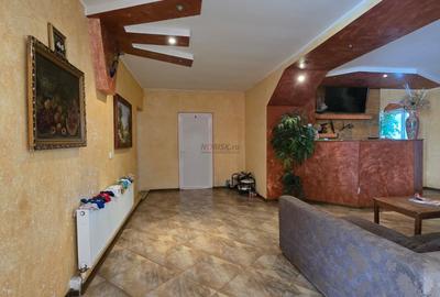 Hotel/Pensiune, de 1,000 mp, în 2 Mai - 8