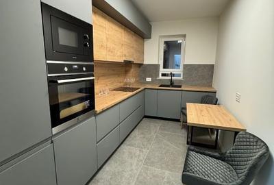 Apartament cu 2 camere decomandat, mobilat în Tractorul - 3