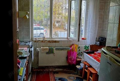 Apartament cu 3 camere decomandat în Dristor - 3