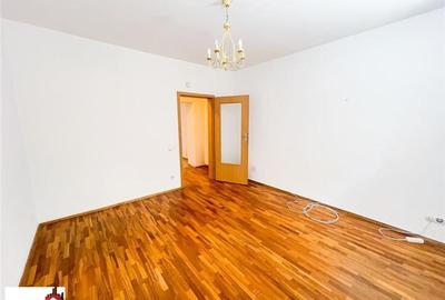 Vanzare apartament 5 camere demisol Televiziune - 1