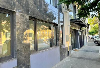 Spațiu comercial, de 210 mp, în Central - 1