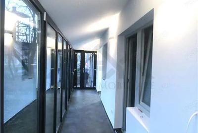 Spațiu comercial, de 65 mp, în Torontalului