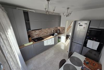 Apartament cu 2 camere decomandat în Drumul Carului - 7