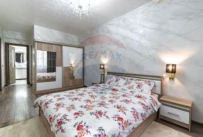 Apartament cu 2 camere decomandat, mobilat în Tractorul - 3