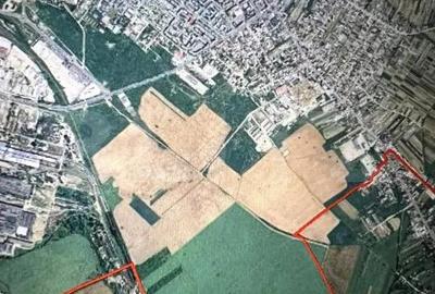 Teren de 19800 mp, în Central - 2