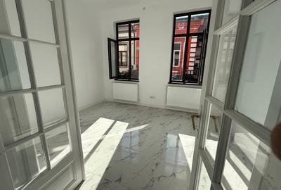 Casă individuală cu 8 camere cu Canalizare în P-ța Unirii - 5