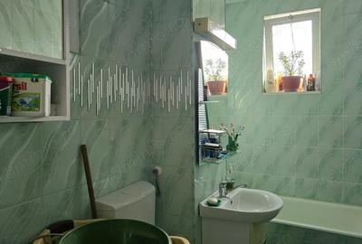 Apartament cu 4 camere decomandat în Progresul - 16