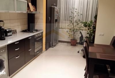 Apartament cu 2 camere decomandat, mobilat în Sud-Vest - 4