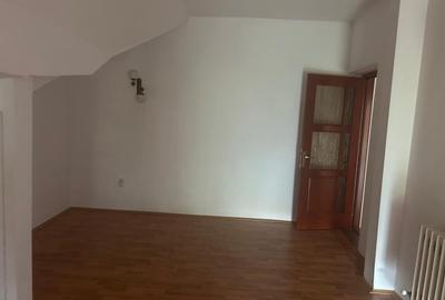 Casa S+P+M, 245 MP teren, 201 MP utili, Central - 10