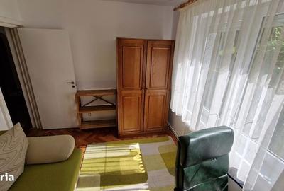 Apartament cu 3 camere decomandat în Cornișa - 12
