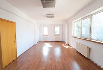 Spatiu birouri 2 etaje 330 mp utili, 3 locuri parcare, Mihai Bravu - 10