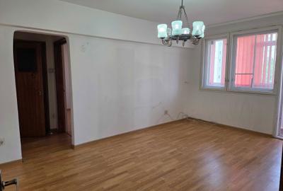 Apartament cu 2 camere semidecomandat în Berceni - 7