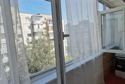 Garsonieră semidecomandată în Gorjului