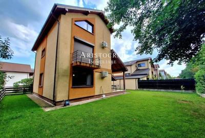 Casă cu 7 camere cu Teren 500 Mp în Corbeanca