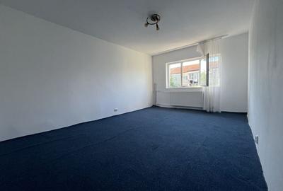 Apartament cu 2 camere decomandat, zona Lipovei - 3