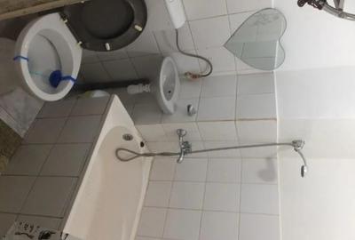 Garsonieră decomandată în Medicină