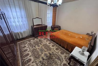 Casă cu 7 camere cu Teren 938 Mp în Orașul de Jos - 17