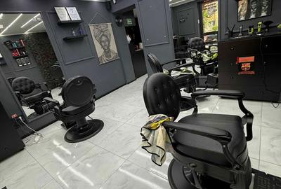 Spațiu comercial, de 43 mp, în Central - 3