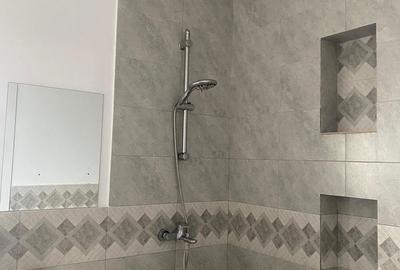 Casă cu 5 camere cu Teren 950 Mp în Central - 11