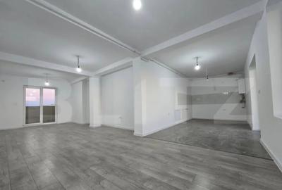 Apartament cu 3 camere decomandat în Torontalului - 2