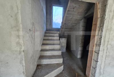 Casa de vanzare - 270 mp Viforata, 3 km de Targoviste - 4