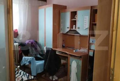 Apartament cu 4 camere decomandat, mobilat în Central - 1