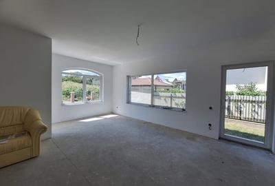 De vanzare casa cu etaj, semifinisat interior, Dezmir, 235000 Eur De vanzare casa cu etaj, semifinisat interior, Dezmir, 235000 Eur - 6