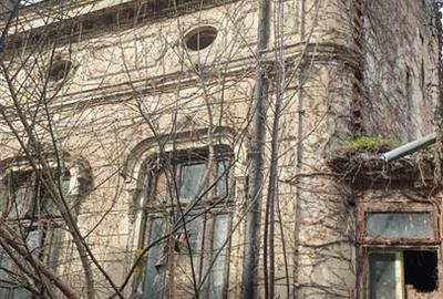 Casă cu 7 camere cu Canalizare în Apollo - 4