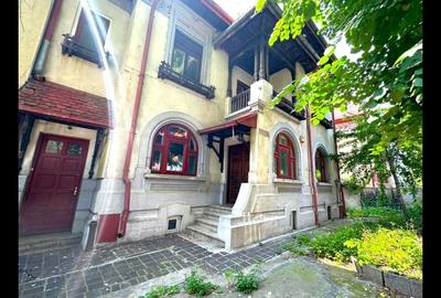 Casă cu 7 camere cu Canalizare în Kiseleff - 2