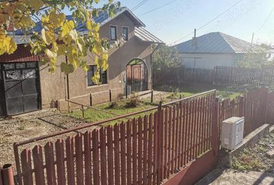 Casă cu 5 camere în Central - 1