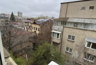 Pache Protopopescu, garsoniera et 3 - 7