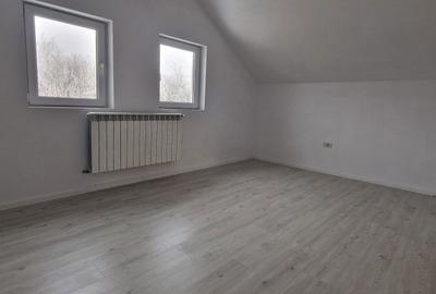 Casă cu 3 camere în Vârteju - 4