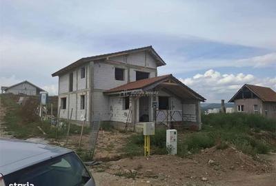 Casă cu 4 camere în Mintia - 6