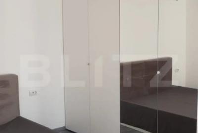 Casă cu 3 camere cu Teren 300 Mp în Central - 2