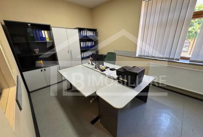 Apartament cu 4 camere decomandat în Central - 3