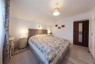 Vila cocheta, facilitati valoroase, strada asfaltata, intimitate: Tur LIVE! Vila cocheta, facilitati valoroase, strada asfaltata, intimitate: Tur LIVE! - 25