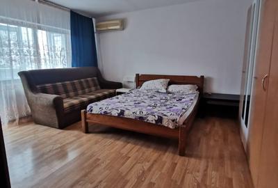 Garsonieră decomandată, mobilată în Vitan Mall - 8