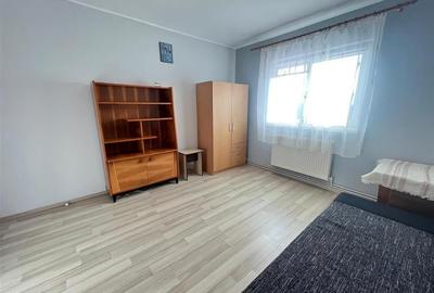 Garsoniera decomandata cu balcon zona Vasile Aaron - 4