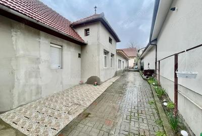 Casă cu 3 camere cu Teren 754 Mp în Șeușa - 5