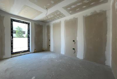 Apartament cu 3 camere decomandat în Tomis Nord - 15