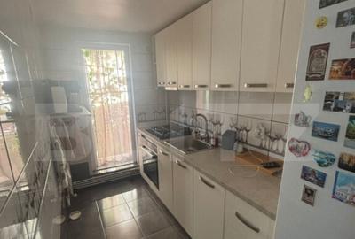 Casă cu 5 camere cu Teren 100 Mp în Central - 2