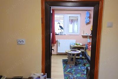 Casă cu 4 camere cu Teren 836 Mp în Ghighiu - 1