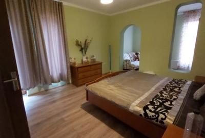 Casă cu 5 camere cu Teren 1000 Mp în Vladimirescu - 3