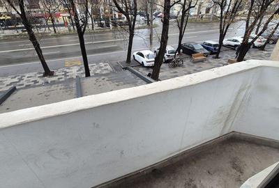 Apartament cu 3 camere, bloc 1990 - bd. Decebal piata Alb... - 7